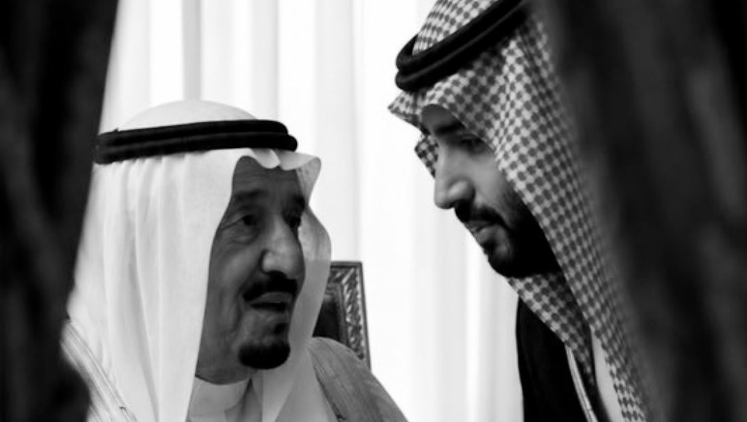 lll5hh's tweet photo. لا صـار سيفك محمـد و الدرع سلمـان
خشم العـدو تحت الاقـدام .. مدقـوق 🤍 https://t.co/nUsqJHvmMP