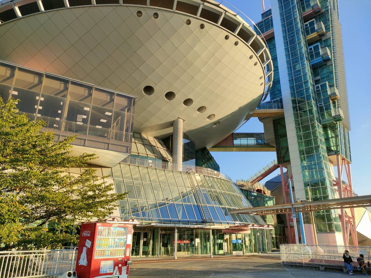 tuitta_tinpoco_'s tweet photo. 泉北ニュータウン
泉ヶ丘駅周辺
最高の街、住みたい https://t.co/9wwLXEhnWI