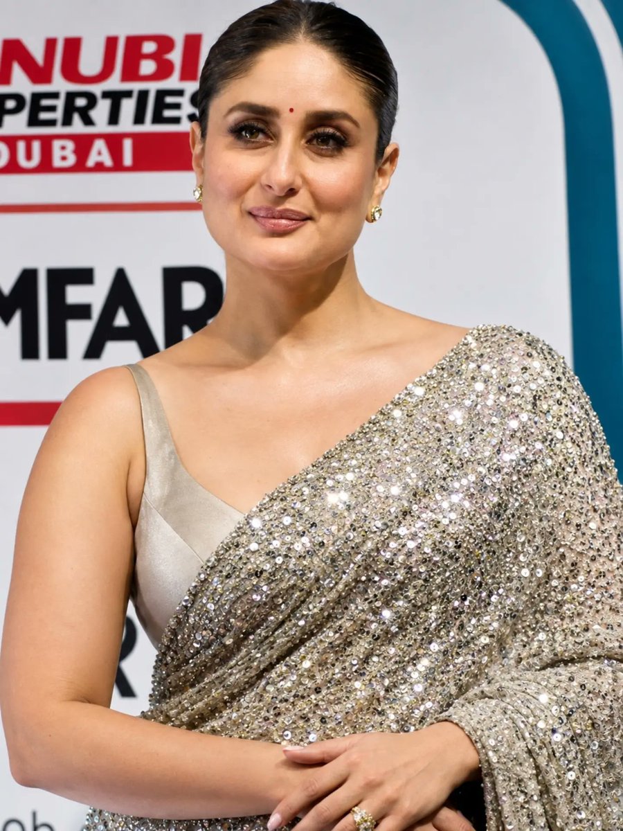 Anushka202022's tweet photo. #Actress 
#KareenaKapoor
#Beboo
#Bebo https://t.co/PUFxoXPe9s