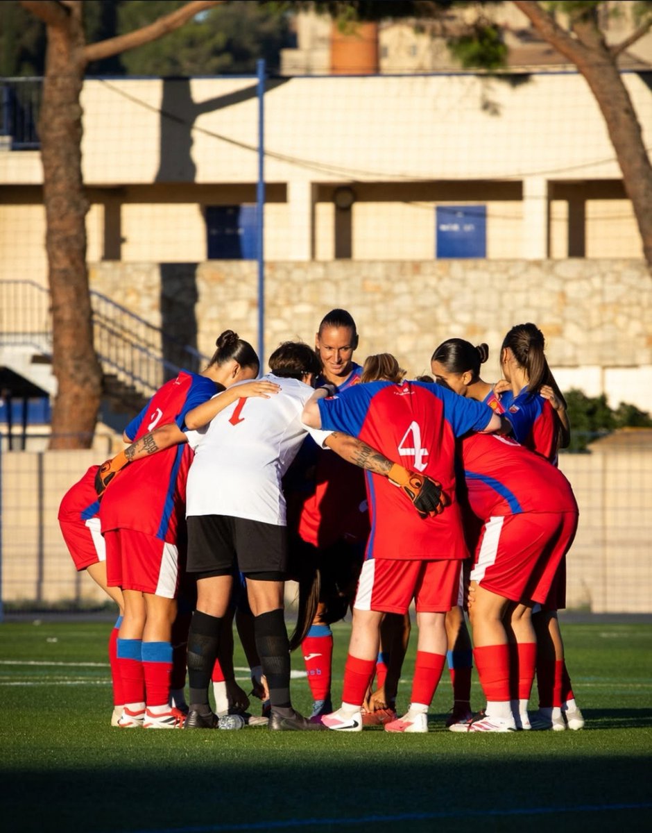 AS_Beziers's tweet photo. 🔴🔵 | Séniors Féminine

Quelques photos de la victoire de nos biterroises 6-1 face au @OfficielRAF 📸 https://t.co/g0QzJleOB2