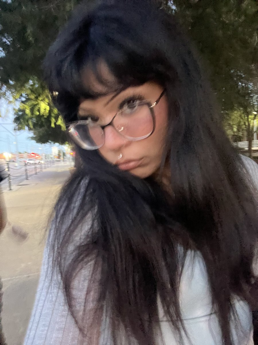 bunnnyuri's tweet photo. i wanna be someones favorite 
#sellingcontent #sellingcustoms #imselling #imsellingcontent #buyingcontent #buyingcontent𝗠𝗘𝗦𝗦𝗔𝗚𝗘 #sellingnsfw i wanna be someones #angel lolz dm me for menu or whatever https://t.co/C3ijgWtUV4