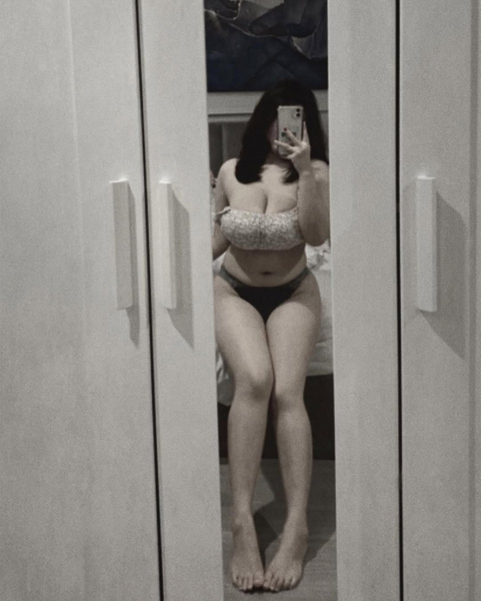 matchasie69's tweet photo. jepit dulu biar keliatan makin tobrut https://t.co/qyPlLBYjCy
