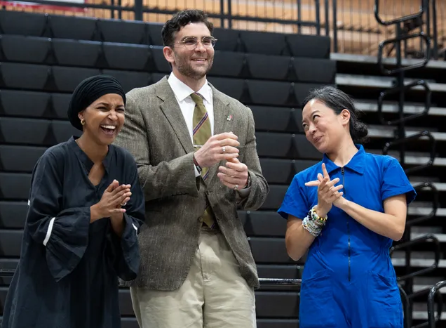 JaceYarbrough's tweet photo. He “insists the far-left streamer doesn't represent the Democratic Party” while he campaigns across the country with the faces of the Democratic Party. https://t.co/64PurltP8o