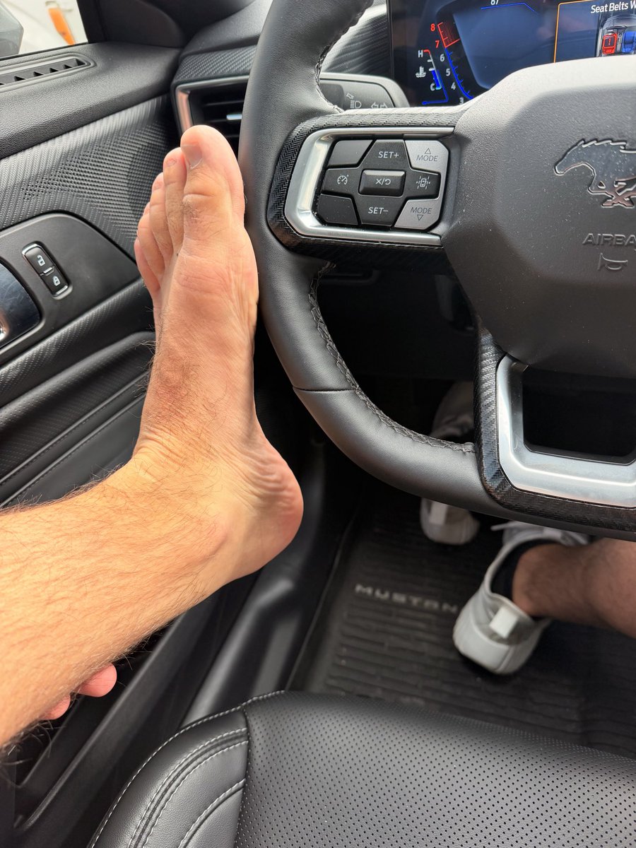 MasterrJason's tweet photo. You pigs wish your pathetic face was the steering wheel. Losers crave to worship these godly feet 😈🤑👣 #findom #malefindom #footslave #paypig https://t.co/E1WNvVj6qf
