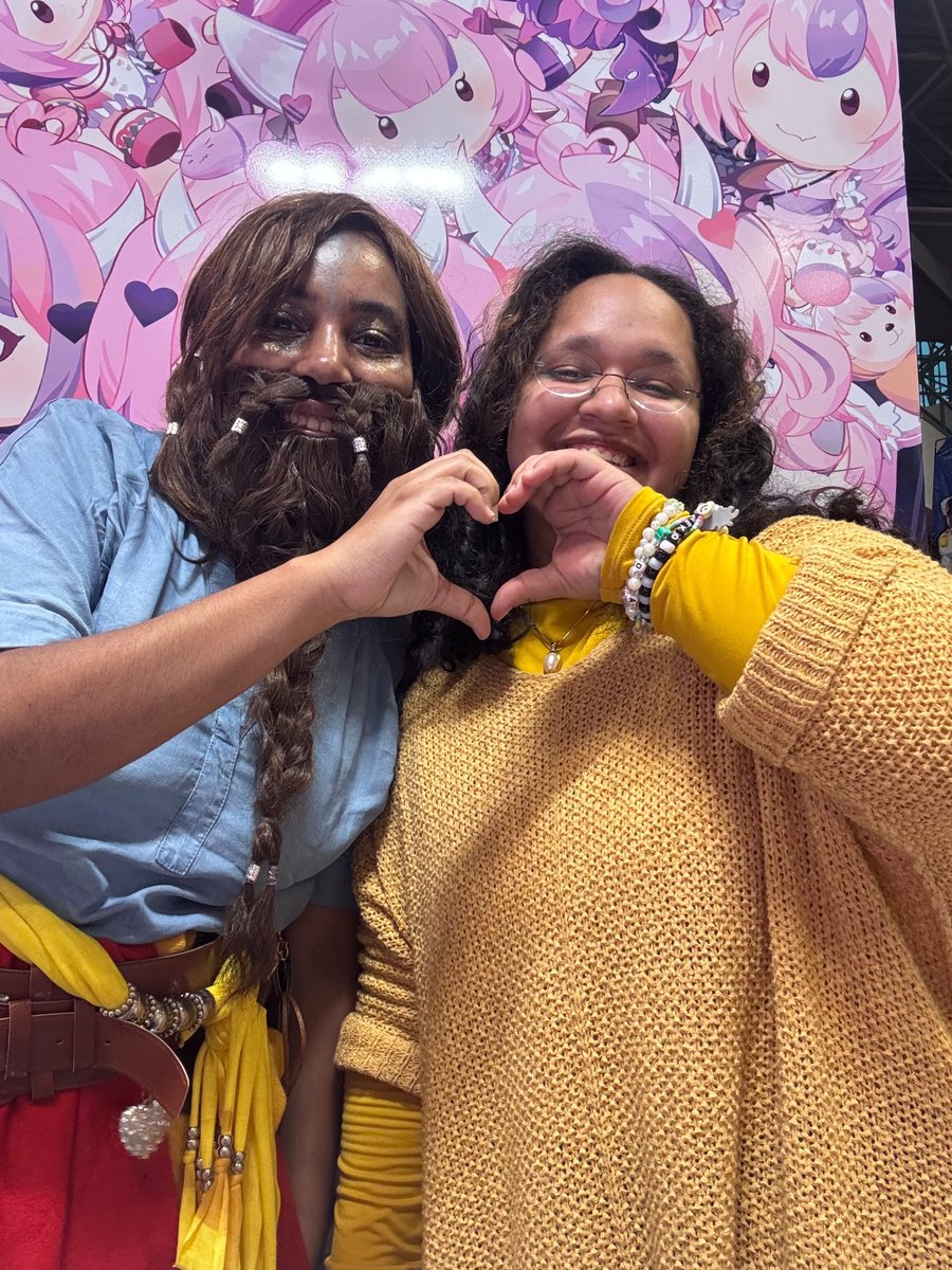 _Nonnez_'s tweet photo. I'm so grateful to have gotten a free ticket to Anime NYC from my wonderful friend Dan!!! My friend is Rosemary from Walten Files &amp; I'm Týr from GOW. Also I was so excited to meet SungWon Cho who plays Ratatoskr &amp; this awesome Law cosplayer who recognized me.

#NonnCosplay #GOW https://t.co/bOpGR3ZlOf