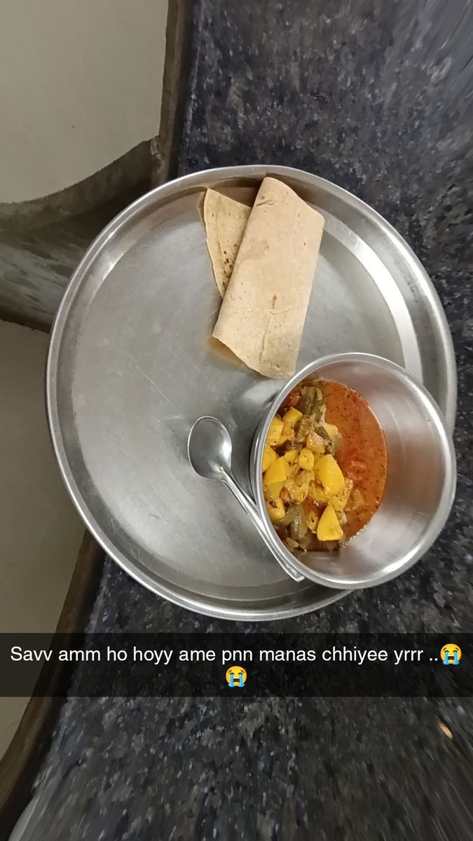 Yashvant888's tweet photo. Aavu khavanu chee yrr ... 😭😭 https://t.co/ZmTrj2pi06