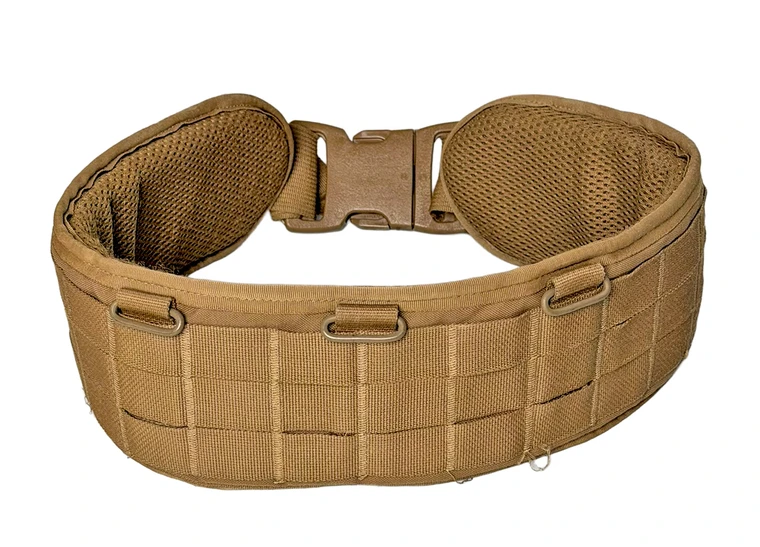 johnjanus5923's tweet photo. @Rebels_Raiders personally fond of the USMC sub belt with rows of webbing where there's usually a gap, it makes it slightly more inconvenient to attach molle pouches but does allow alice and some plce pouches to be attached securely https://t.co/wVAWWMpkJc