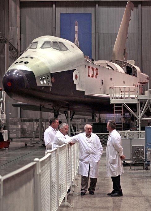 RedPrometheus9's tweet photo. @ManBearPew @beaverd It literally went to space, made lives of millions better, and even today outperforms the west.

I could say "oh america is dying, and you benefited off of suffering of millions to be rich"

You have no perspective, no idea what a massive positive change communism was. https://t.co/7swYcodEco