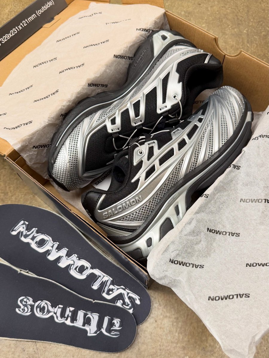 ModernNotoriety's tweet photo. FIRST LOOK: atmos x Salomon XT-EVO ✨ https://t.co/2zIovN1rF2
