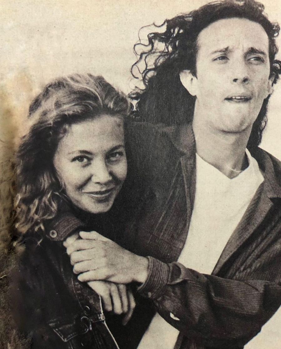 hiddenliburua's tweet photo. Cecilia Roth et Fito Páez, Buenos Aires, années 90. https://t.co/XMQrnccUeR