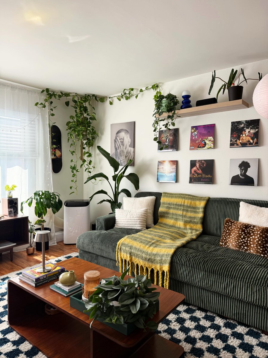 interiorsuckerr's tweet photo. This is how you bring your space to life https://t.co/TcKGcaYhSi