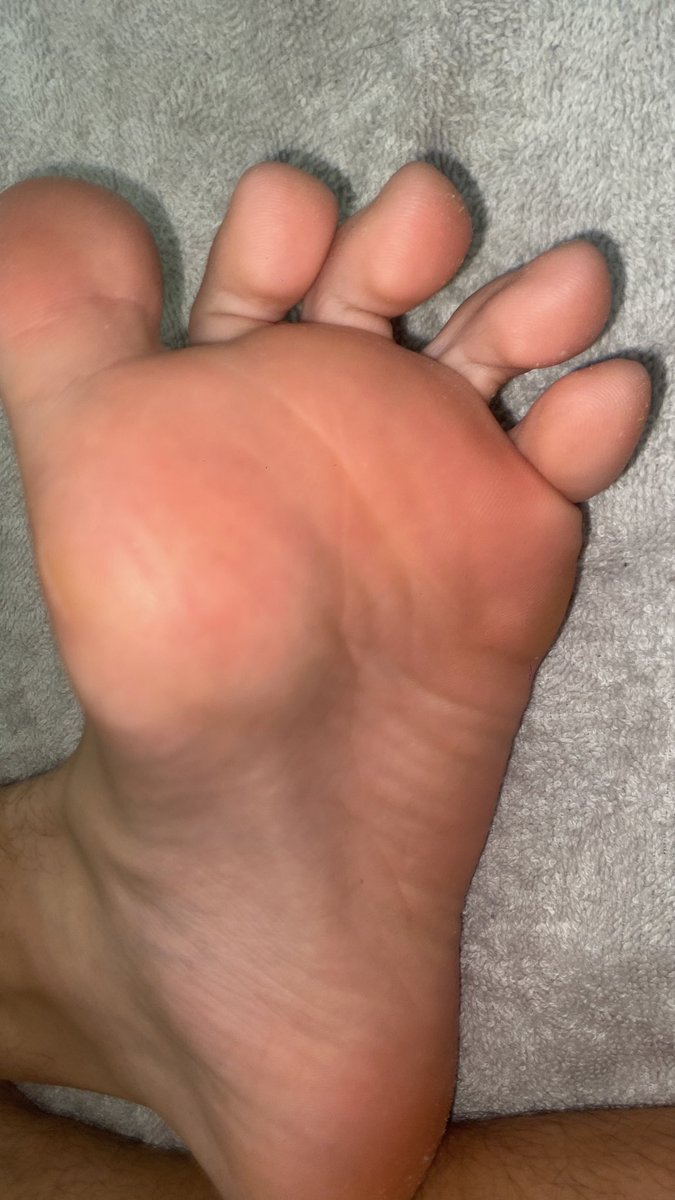 marti60316's tweet photo. Do you wanna 🥜 on them 😵‍💫🦶🏼 https://t.co/9R81AuWMvw