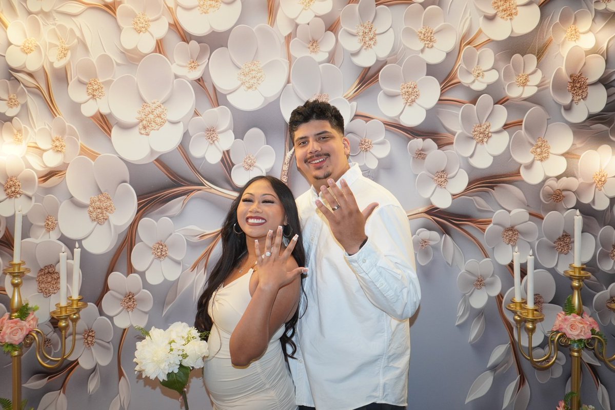 mel_chanthrea's tweet photo. I have no one on here but if you’re stalking, yes we’re married 🤭 https://t.co/sVNUtKM0Cb