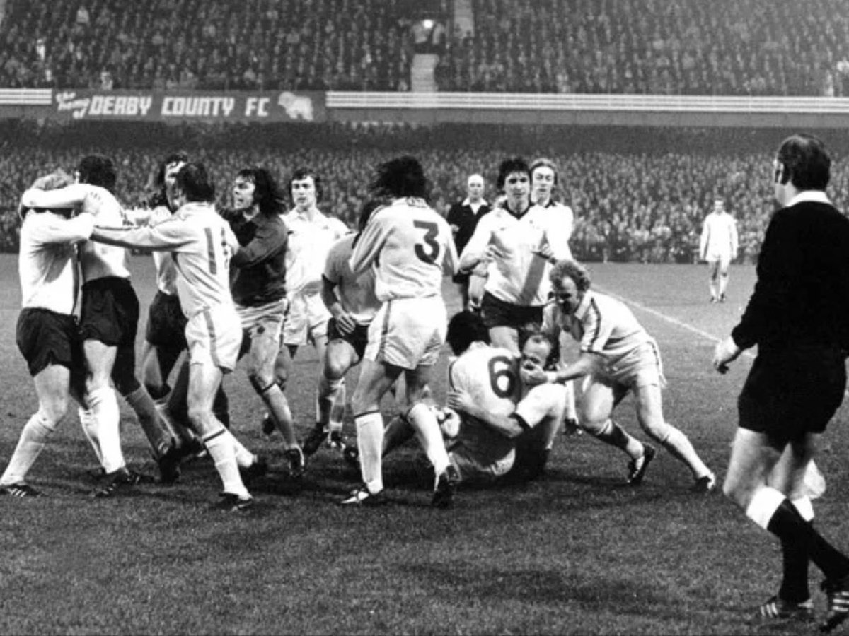 Theleaguemag's tweet photo. Derby County v Leeds United https://t.co/jzgXLrSKth