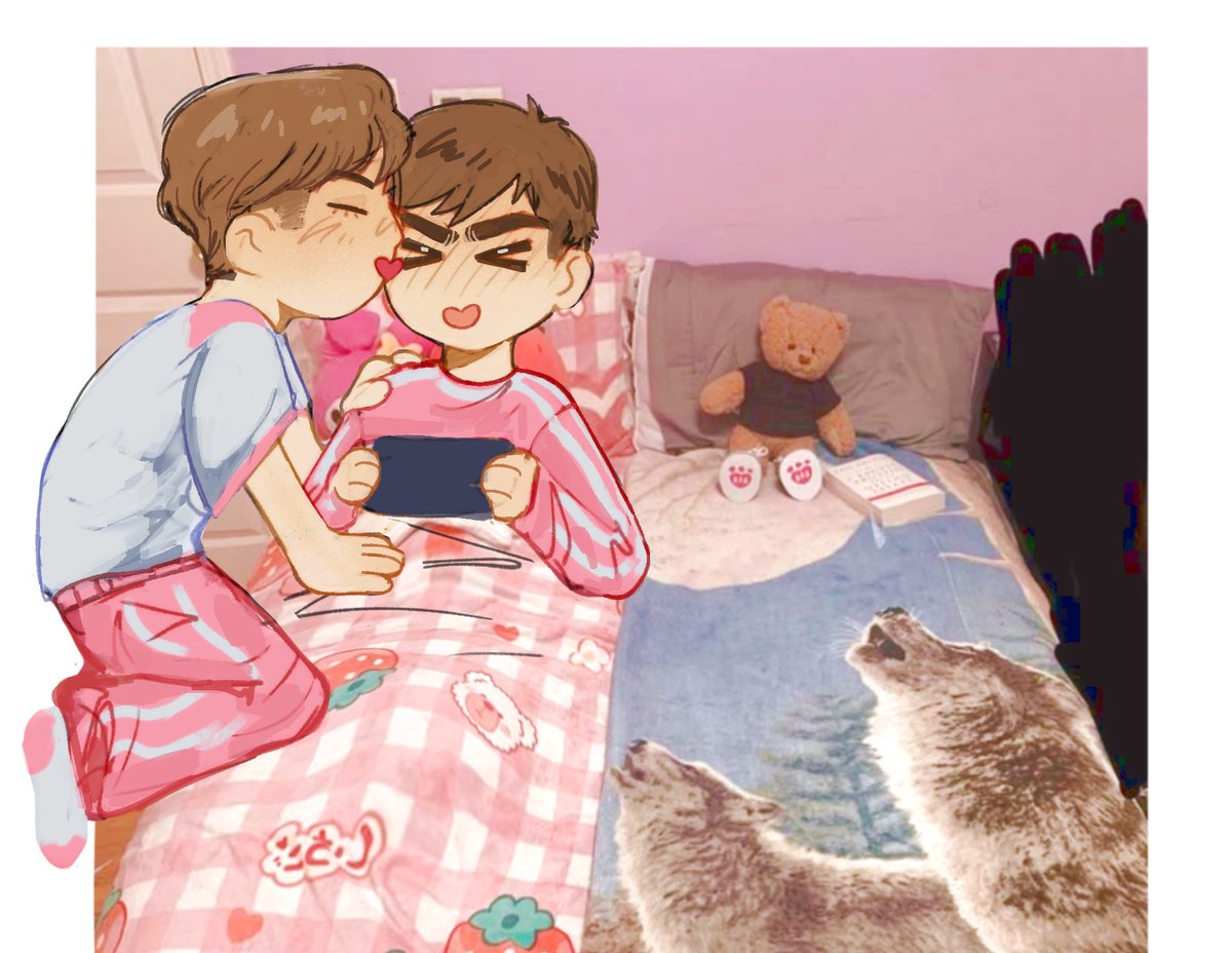 aalesweet13's tweet photo. Un #brimiga kawaii desune en pijamas y compartiendo cama con su lobo🍓 https://t.co/Sca10LJuKA