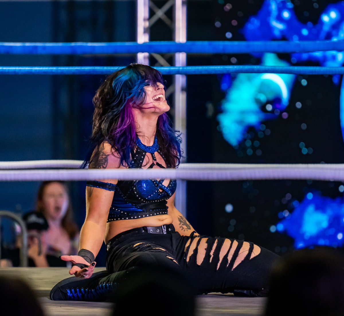 VertVixen's tweet photo. Oh I'm ready for some fun @ringofhonor 😈

📷 @nickkwhite https://t.co/f5KiAqYrLt