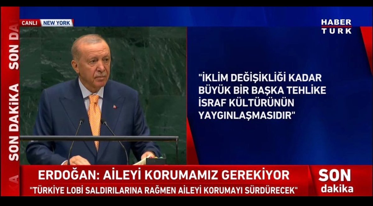 mahmutgazisasmz's tweet photo. Sayın Cumhurbaşkanım, aileye verdiğiniz önemi ve aile bütünlüğüne yönelik vurgularınızı biliyoruz. Biz de bu hassasiyetin öğretmen aileleri için de gösterilmesini istiyoruz.

Eşler farklı illerde, çocuklar anne babalarından ayrı kalıyor. Aile birliği mesleğe göre değişmez. Bu mağduriyetin giderilmesi için il emri talebimizi değerlendirmenizi bekliyoruz.

@RTErdogan @EmineErdogan
#ilEmriAileyiKorur