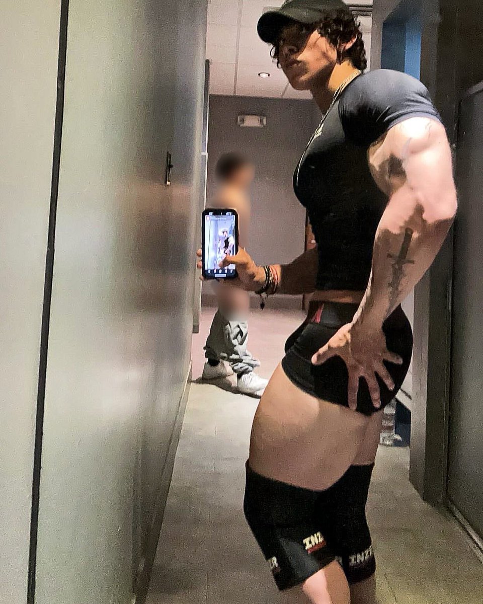 Alphamodereed's tweet photo. This isn’t content for equals.
It’s a clear signal to the ones who belong underneath.
You already know which group you’re in.
Open the chat.
Prove it.#Findom #CashMaster #PayPig #CashSub #FinancialDomination #Tribute #SendToYourMaster
#ServeYourMaster #WalletControl
#WeakMenSend https://t.co/WXH6DnKGe0