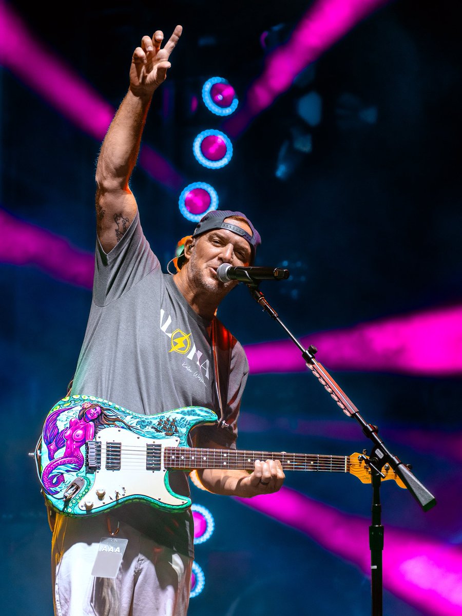 SlightlyStoopid's tweet photo. Heading up the coast to Montecito this weekend for ONE805LIVE at Kevin Costner’s Field of Dreams. Stoked to play alongside some absolute legends on Saturday to support first responders. Grab your tickets and let’s party for a good cause🤘

https://t.co/Zc6KneSrzO https://t.co/Dk9lBZY1qE