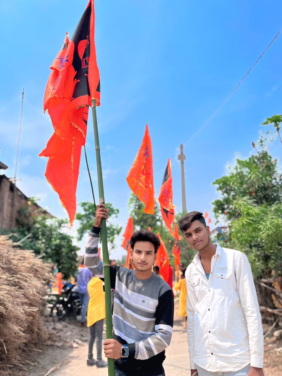 AlexCabrer2zkx's tweet photo. Hail Lord Rama https://t.co/cFXBrYqNle