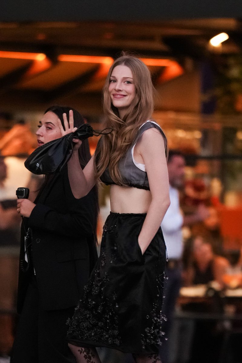 21metgala tweet picture