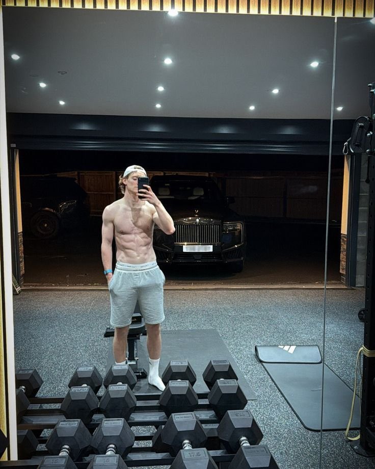 Acervogordon's tweet photo. boyfriend code https://t.co/RSDlV0WUVR