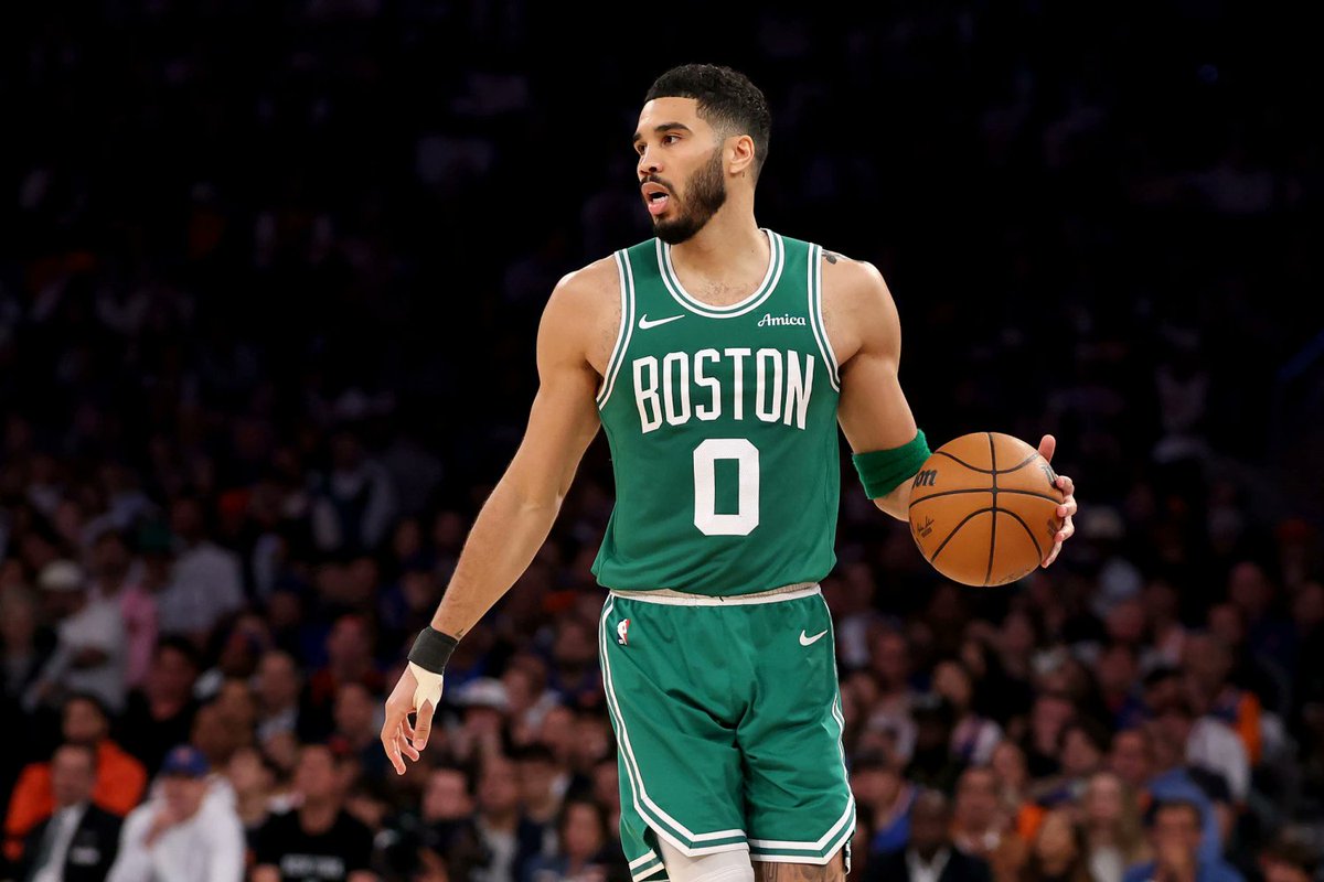 TheEmpireNBA's tweet photo. Boston Celtics 2026-27 regular season prediction:

Record: 46-36 (6th in East)

Stat Leaders:
PPG- Jayson Tatum (27.9)
RPG- Neemias Queta (9.1)
APG- Jayson Tatum (6.4)
SPG- Derrick White (1.3)
BPG- Neemias Queta (1.4)

Awards:
Jayson Tatum- All NBA 3rd Team

Team MVP: Jayson Tatum
Breakout Player: Baylor Scheierman
Top Newcomer: Paul George

Bold Prediction: Neemias Queta outperforms Mitchell Robinson, and is the clear starting center by New Years.

#DifferentHere #NBA