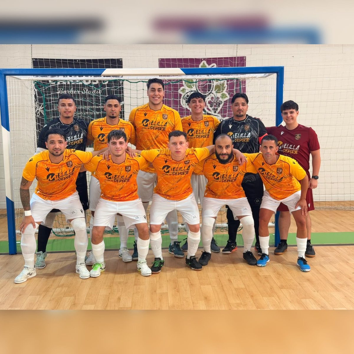 alarcon_e23's tweet photo. Victoria en la primera jornada de liga y mvp del partido entregado por la gente de Salvatierra. 
Un placer poder vivir el sueño de jugar junto a mi hermano en Europa! ⚽️🧤 https://t.co/c10Llyx0U4