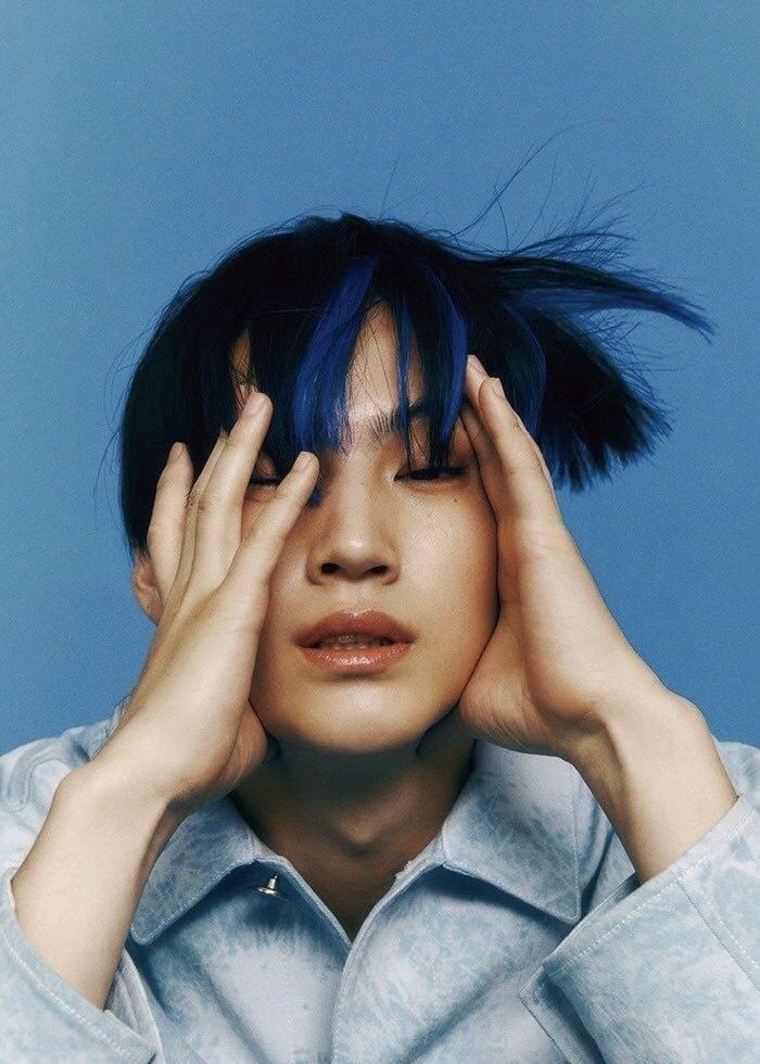 Pop7base's tweet photo. JAY B (Def.) has shared the story behind his new album “2018.12.25.”

“This story begins on December 25, 2018…
I don’t remember exactly, but it felt like anxiety, anger, and a sense of injustice all came rushing in at once.” https://t.co/WjUTsjBur3