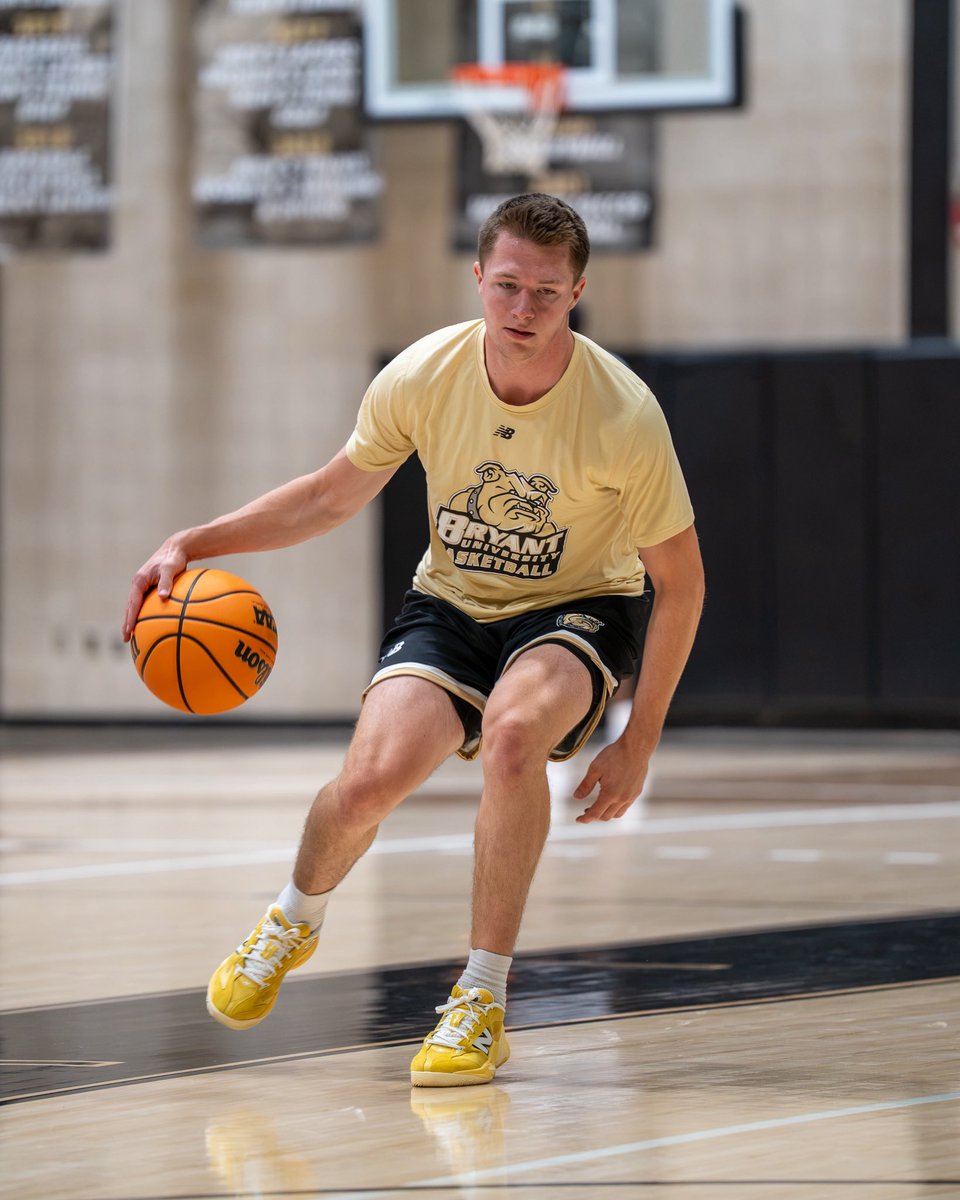 BryantHoops tweet picture