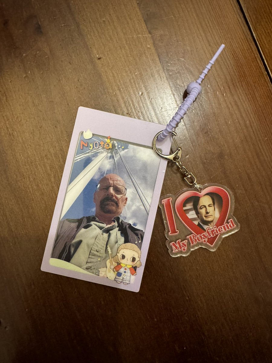 gorobabe's tweet photo. Alba me regaló un holder de nyota… 😭🩷 https://t.co/17uOPCdTbK