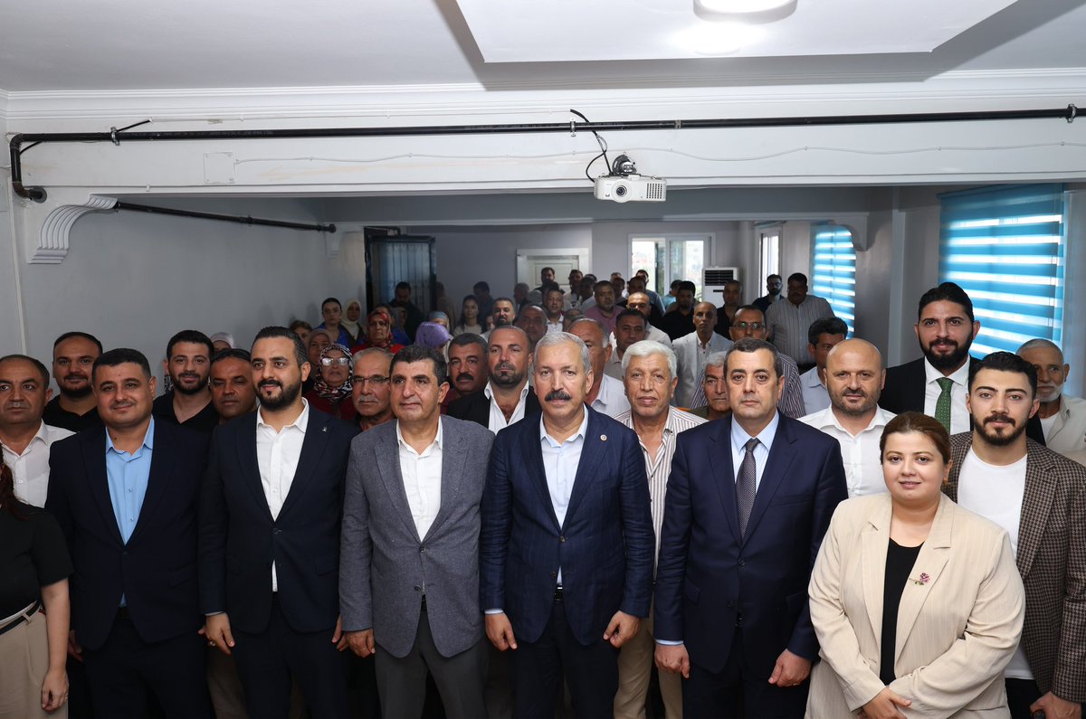 avfatmagulcalim's tweet photo. 📍 Reyhanlı

Milletvekilimiz Sn.Kemal KARAHAN,İl Başkanımız Sn.Mustafa ERDOĞAN,Reyhanlı Belediye Başkanımız Sn.Ahmet Salman YUMUŞAK ve Reyhanlı İlçe Başkanımız Sn.Kemal DEMİRİ, Kadın Kolları Başkanımız Hatice Kübra KARADENİZ ile birlikte İlçe Başkanlığımızda bir araya geldik.

Aynı heyecan, aynı inanç, aynı hedef…
Hatay’ımız için, milletimiz için teşkilatımızın güçlü birlikteliğiyle çalışmaya devam ediyoruz.