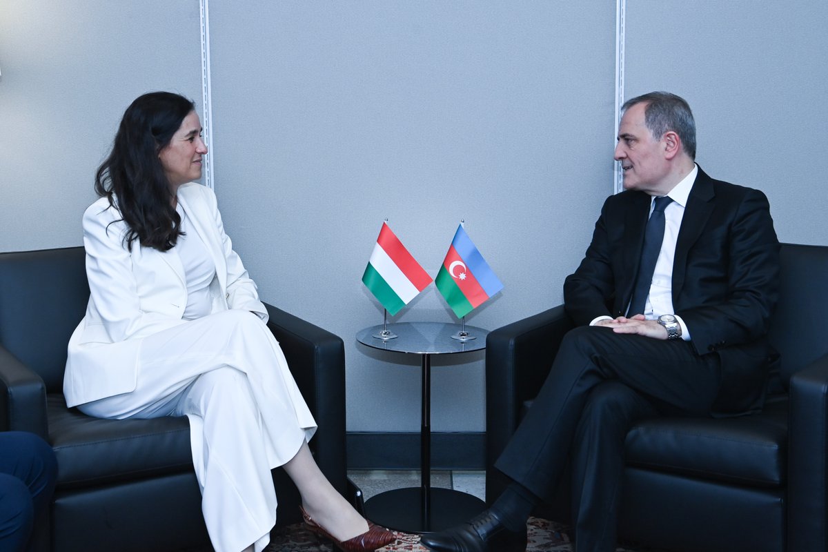 Bayramov_Jeyhun's tweet photo. Met with the Minister of Foreign Affairs and Deputy Prime Minister of Hungary @_OrbanAnita on the margins of the 81st @UN General Assembly in New York.

We discussed current agenda in Azerbaijan-Hungary bilateral and multilateral relations.

We also exchanged views on regional and international developments.