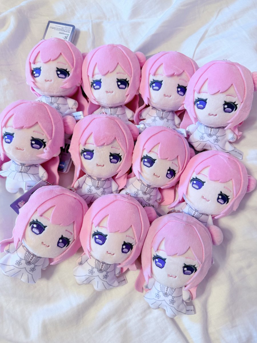 marinjirai's tweet photo. this is the best thing ever 
i need a couple hundreds more i think https://t.co/EfLKmKjReB