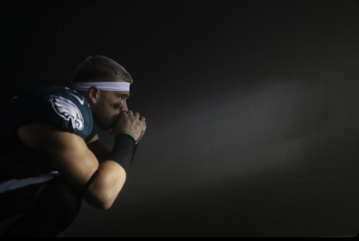 ZERTZ_86's tweet photo. Home

Fly Eagles Fly

🦅🦅 https://t.co/H7Pv2hX1U0