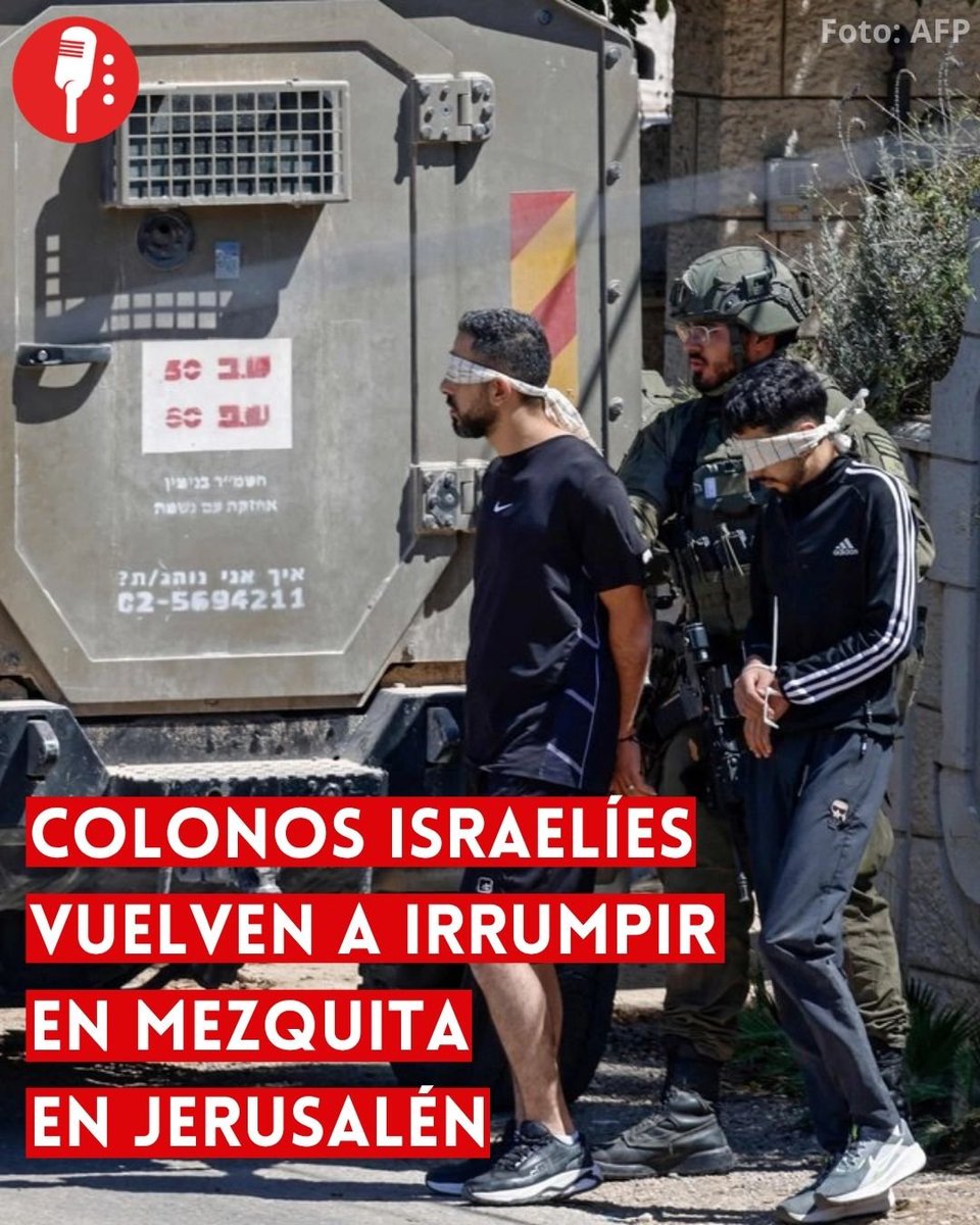 ReporterosMX_'s tweet photo. ⭕ OJO | COLONOS ISRAELÍES VUELVEN A IRRUMPIR EN MEZQUITA EN JERUSALÉN 

Unos 458 colonos israelíes irrumpieron en la mezquita de Al Aqsa, en Jerusalén Este ocupado, bajo protección de fuerzas israelíes, informó la agencia palestina Wafa. El ingreso ocurrió un día después de otra incursión encabezada por el ministro de Seguridad Nacional de Israel, Itamar Ben-Gvir, quien realizó rituales religiosos dentro del recinto.
https://t.co/Kzi8qhCDYp