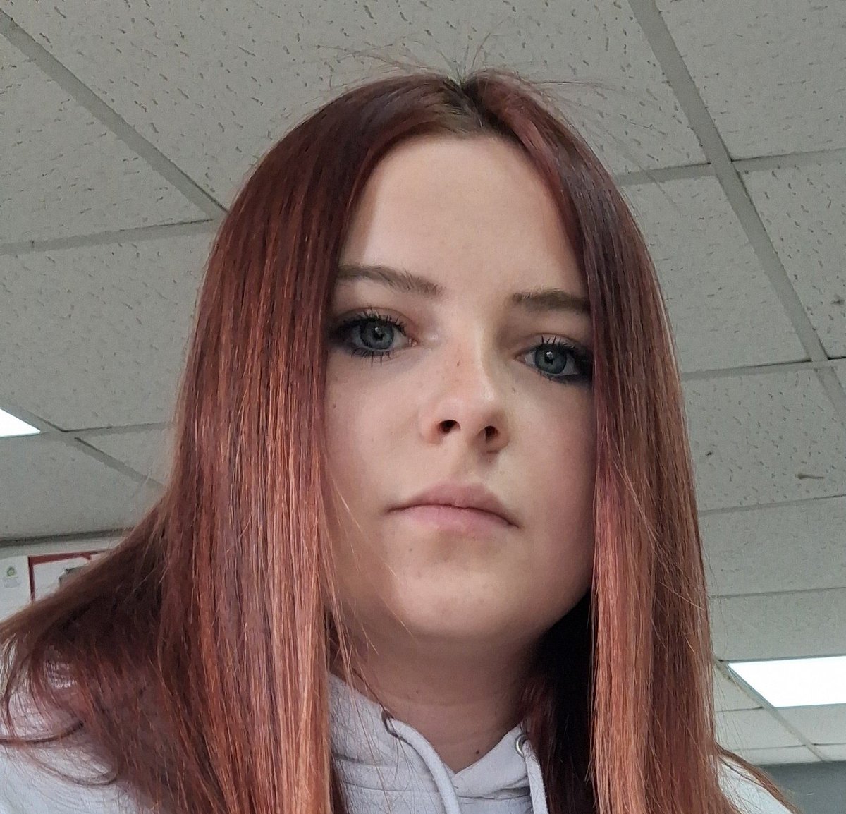 DC_Police's tweet photo. Police are concerned for the welfare of 13 year old Charlotte missing from Wadebridge.
Charlotte was last seen at around 4.20am today (22/09) 
If you have seen Charlotte, or know of her whereabouts, call 999 quoting log 179 – 22nd of September . https://t.co/5Q1Yn8vKT8