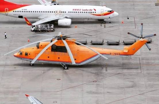 wfelipe222's tweet photo. @l03n27 O helicóptero pra caber a cabeça do loen https://t.co/PxeFORRpTd