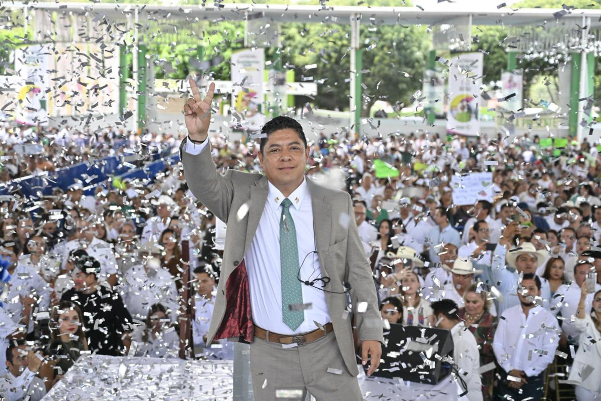 INDEPISLP's tweet photo. RICARDO GALLARDO LLEVA SU QUINTO INFORME DE RESULTADOS A RIOVERDE; CONSOLIDA CINCO AÑOS DE TRANSFORMACIÓN DE SAN LUIS POTOSÍ
#RicardoGallardo #PotosíSinLímites #GobiernoQueCumple #QuintoInformeRGC #SanLuisPotosí @RGC_Mx https://t.co/6ysW1VCN7K