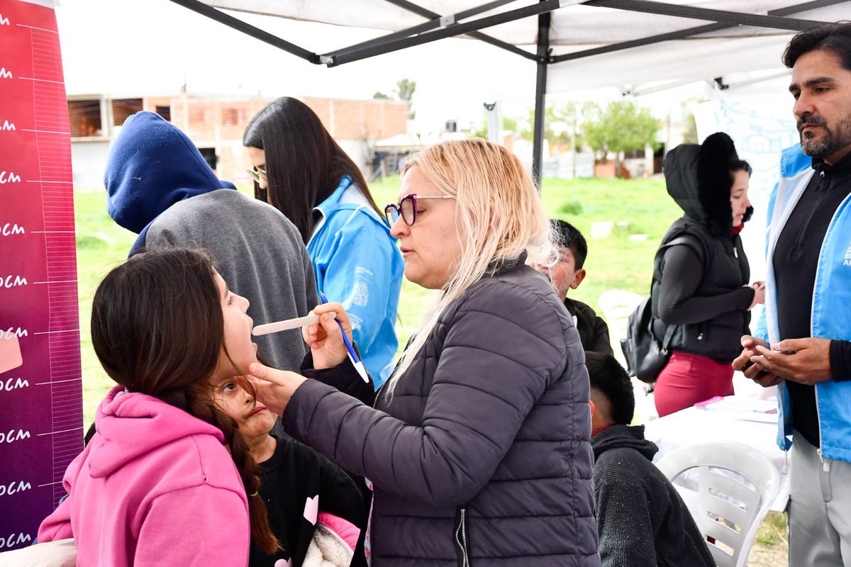 SoleFernandezLP's tweet photo. Realizamos una jornada de salud en la 📍Plaza San Cayetano de Romero https://t.co/yPu3bRIXey