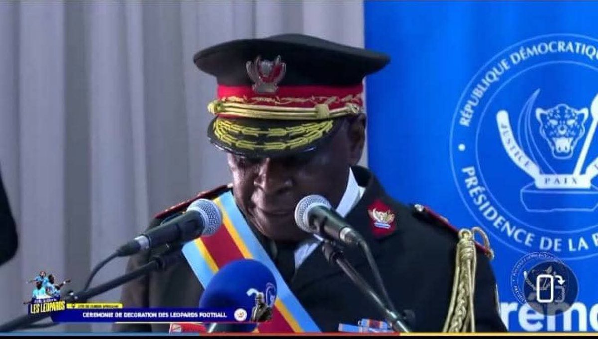PlamediKetenge's tweet photo. #RDC #Léopards

L’honorable Jean-Marie #Lukulasi Massamba, PCA de l’INPP et député national, félicite chaleureusement le président de la République, Félix-Antoine #Tshisekedi Tshilombo, pour la #décoration des Léopards seniors et de leur staff.

Il salue cette reconnaissance qui met en valeur les efforts consentis par l’équipe nationale et l’engagement en faveur du sport et de la jeunesse congolais.

« Cette distinction témoigne de l’attention particulière accordée à nos Léopards et au sport congolais. »
@Lukulasi24 @fatshi13 @SuminwaJudith