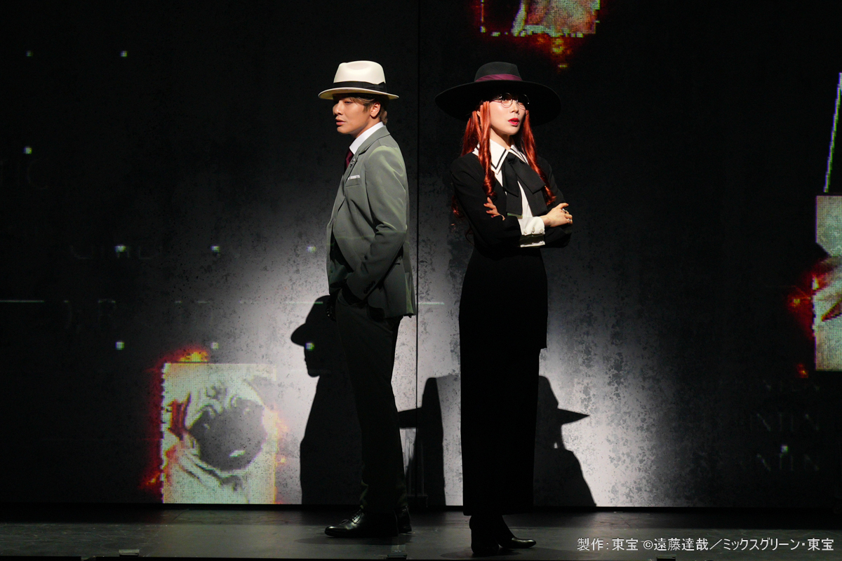okepi_staff's tweet photo. ミュージカル『SPY×FAMILY 2 爆弾犬篇＆豪華客船篇』ゲネプロレポート
▶https://t.co/LrpgzxnueT

スパイ、殺し屋、超能力者──《仮初めの家族》が帰ってきた！

音楽、笑い、アクション、そして物語の奥に流れる平和への願い。生身の俳優たちが立ち上げる『SPY×FAMILY』の世界！
#ミュージカルSPY https://t.co/JaiHMxjjjv