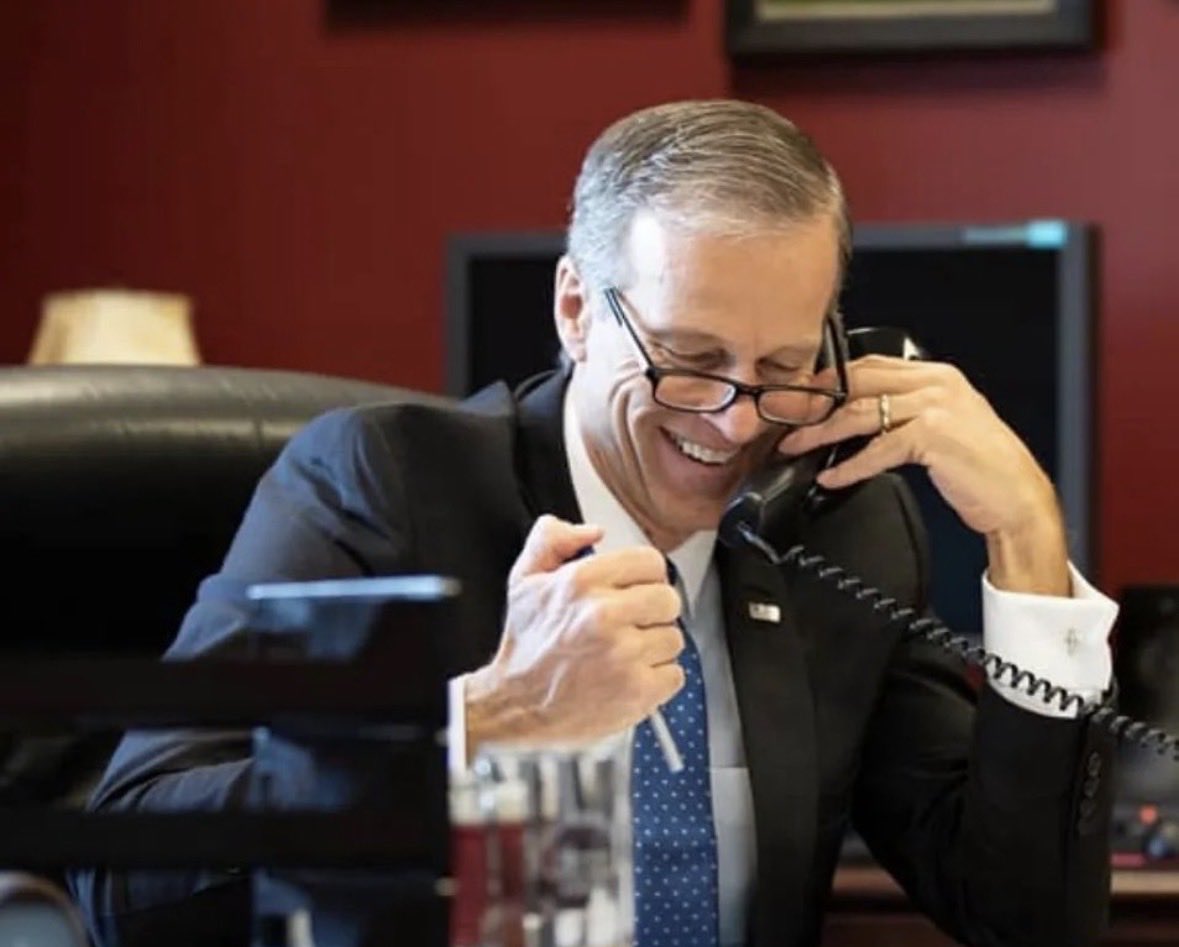 GlockfordFiles's tweet photo. The midterms would have been a landslide and the democrat party would have been destroyed, if John Thune would have been willing to do whatever it takes to pass the Save America Act.

RINO ringleader John Thune needs to be removed immediately. https://t.co/qgksVCQ2HP