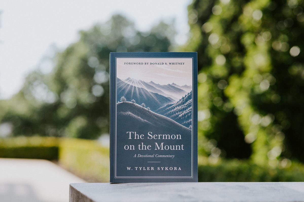 MBTS's tweet photo. 📘 BOOK GIVEAWAY

We're celebrating the release of "The Sermon on the Mount" by Dr. Tyler Sykora with a special giveaway!

Want a free copy? Follow us, like this post, and RT to enter to win. https://t.co/xbHfcAJlsY