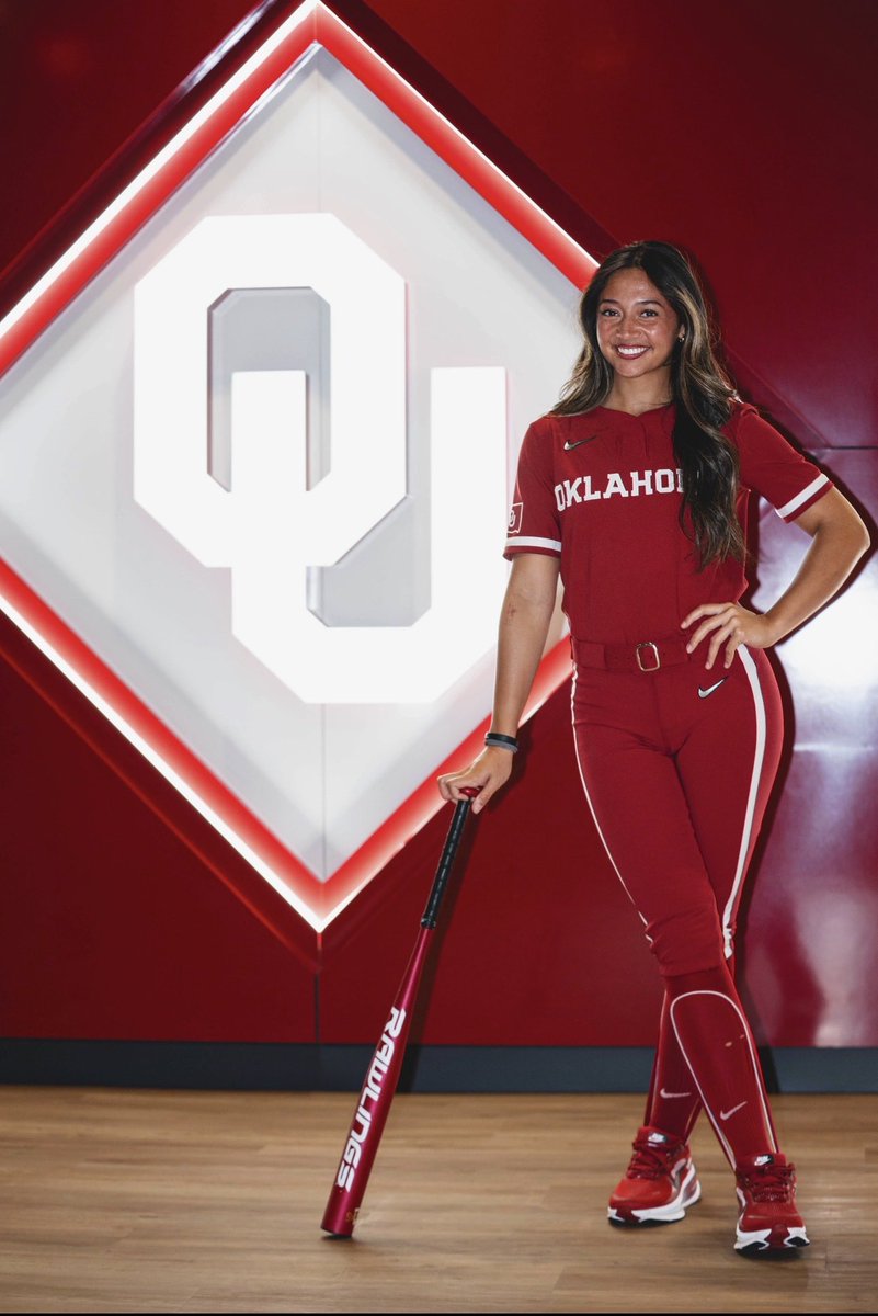 GraceTonga20's tweet photo. I am beyond excited and grateful to announce that I have committed to the University of Oklahoma to continue my academic and softball career! 

First, I want to thank God for blessing me with this opportunity and guiding me throughout this journey. I want to thank my mom, my dad, and my brother for always believing in me, supporting me, and making so many sacrifices to help me chase my dreams.

I also want to thank all of the coaches who have helped me become the player and person I am today. A big thank you to my @LadyPioneers1 coach Karie Lisenmeyer, and her whole staff and all my teammates. 

A huge thank you to my Top Gun family, especially @BTurner_75 and @TGASciara for everything you have done for me. Thank you to all of my teammates for pushing me, encouraging me, and always having my back.

Lastly, I want to thank @GassoPatty , @jtgasso , @coachjro , @fale_steele , and the entire OU staff for believing in me and giving me this amazing opportunity. I am so thankful and excited for what is ahead. I can’t wait to be a Sooner and compete at the next level. 

BOOMER BABYYY!!!!!♥️♥️☝️☝️@OU_Softball