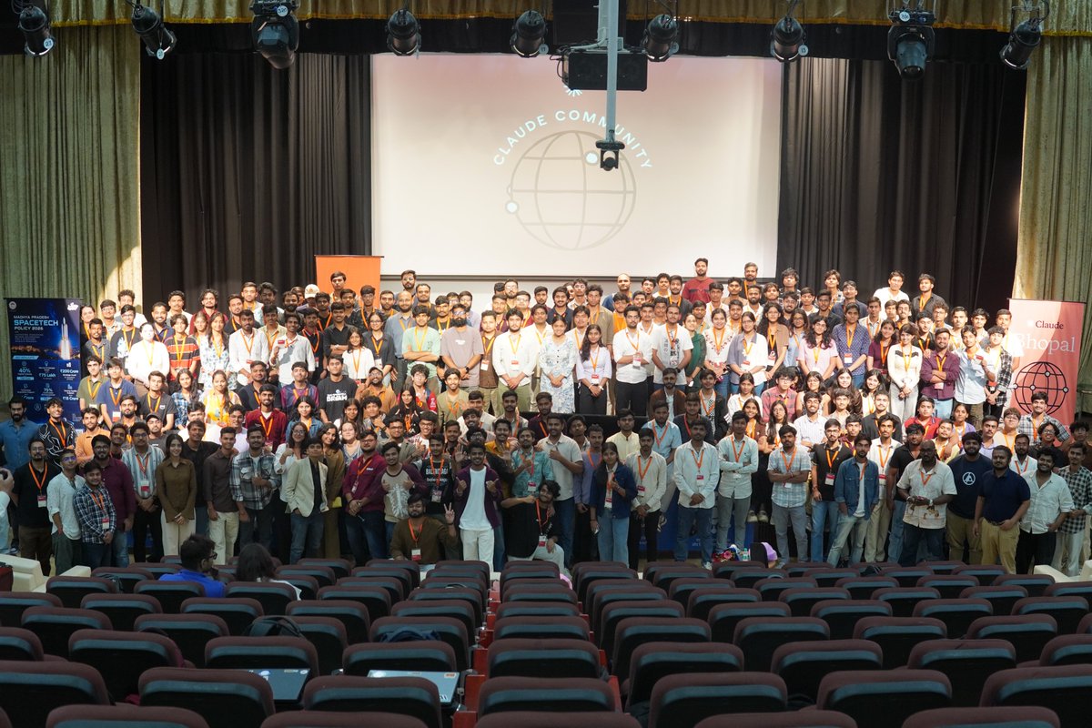 AadarshP6687's tweet photo. Bhopal showed what it can build.🔥
2K+ registrations | 280+ builders | 100+ projects | ₹63K prizes
🥇Build X — ₹31K
🥈Alok Sharma — ₹21K
🥉Team Kawai — ₹11K
Congrats to the winners &amp; respect to everyone who built.
Proud to contribute with @og_guild  &amp; Claude Community Bhopal. https://t.co/hq8aFJ2KzN