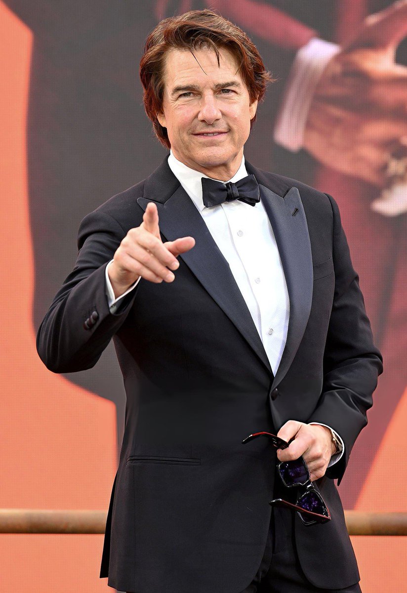 Ionrusuvq's tweet photo. Tom Cruise at the ‘Digger’ premiere in London. 📷 Still looking effortlessly cool and commanding attention like he always does. ✨

#TomCruise #Digger https://t.co/pvWD7fGZ53