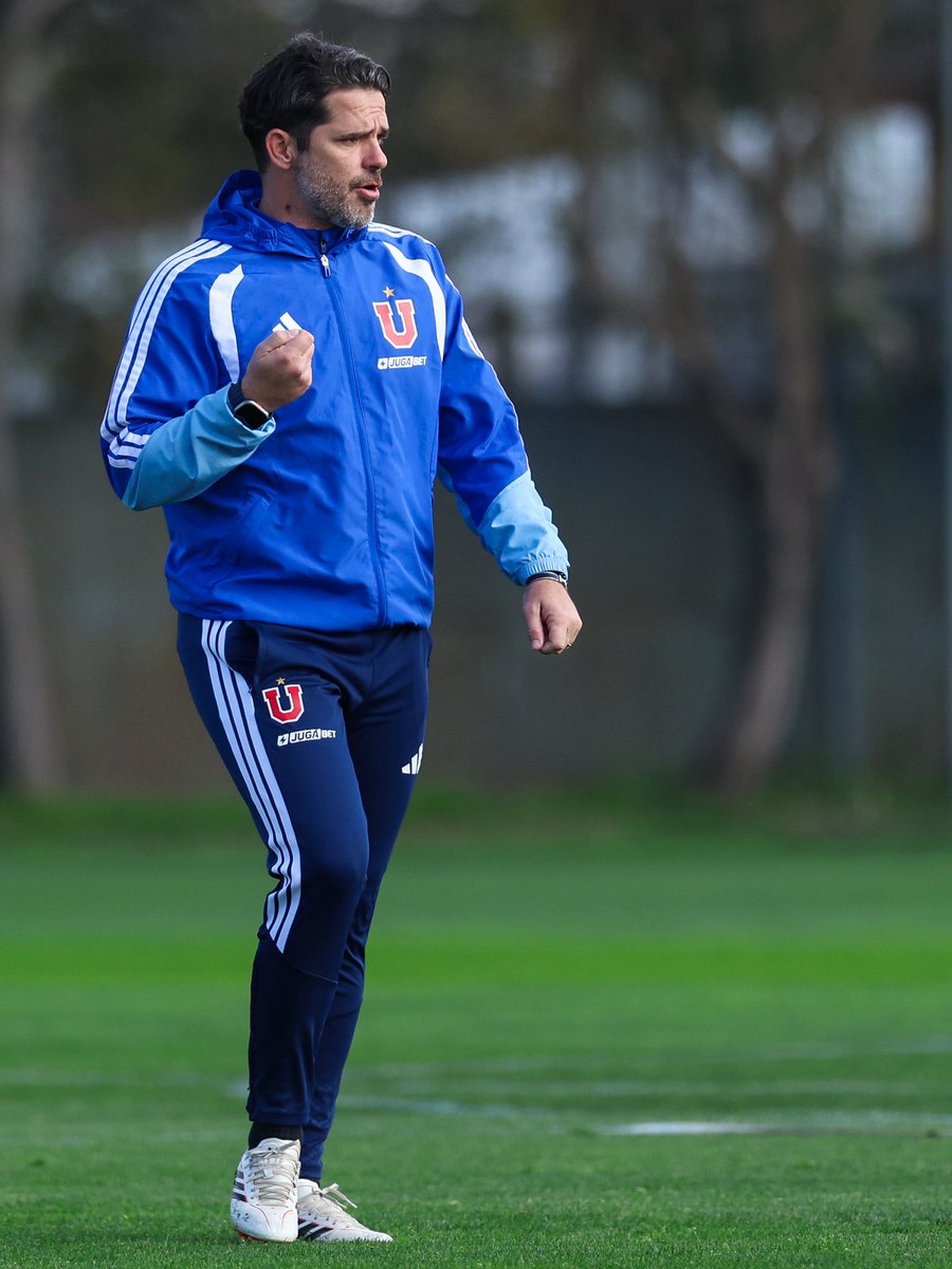 udechile's tweet photo. Semana de octavos de final 🏆💪🏼
¡Vamos, Romántico Viajero! 🔵🔴 https://t.co/8fChKVYvou