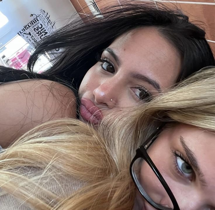 Itzhopper_'s tweet photo. A mãe te ama dms minha cabeçuda teimosa, ter você em minha vida ta sendo uma das melhores coisas que me aconteceu.❤️ @marinasemosena https://t.co/E0KjYEO7VJ