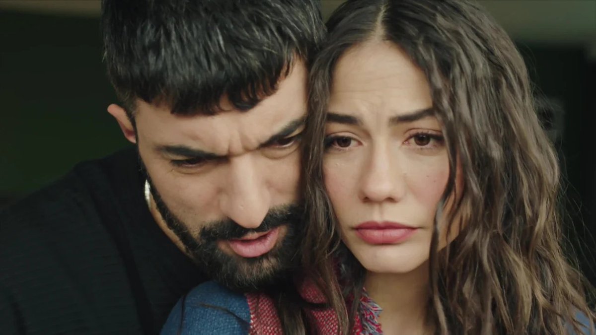 callmyla's tweet photo. Os melhores. Eles abriram portas para novelas turcas e me permitiu conhecer os trabalhos de Demet Özdemir e Engin Akyürek, Maravilhosooos. #AdımFarah https://t.co/3EWjz6Y2LL